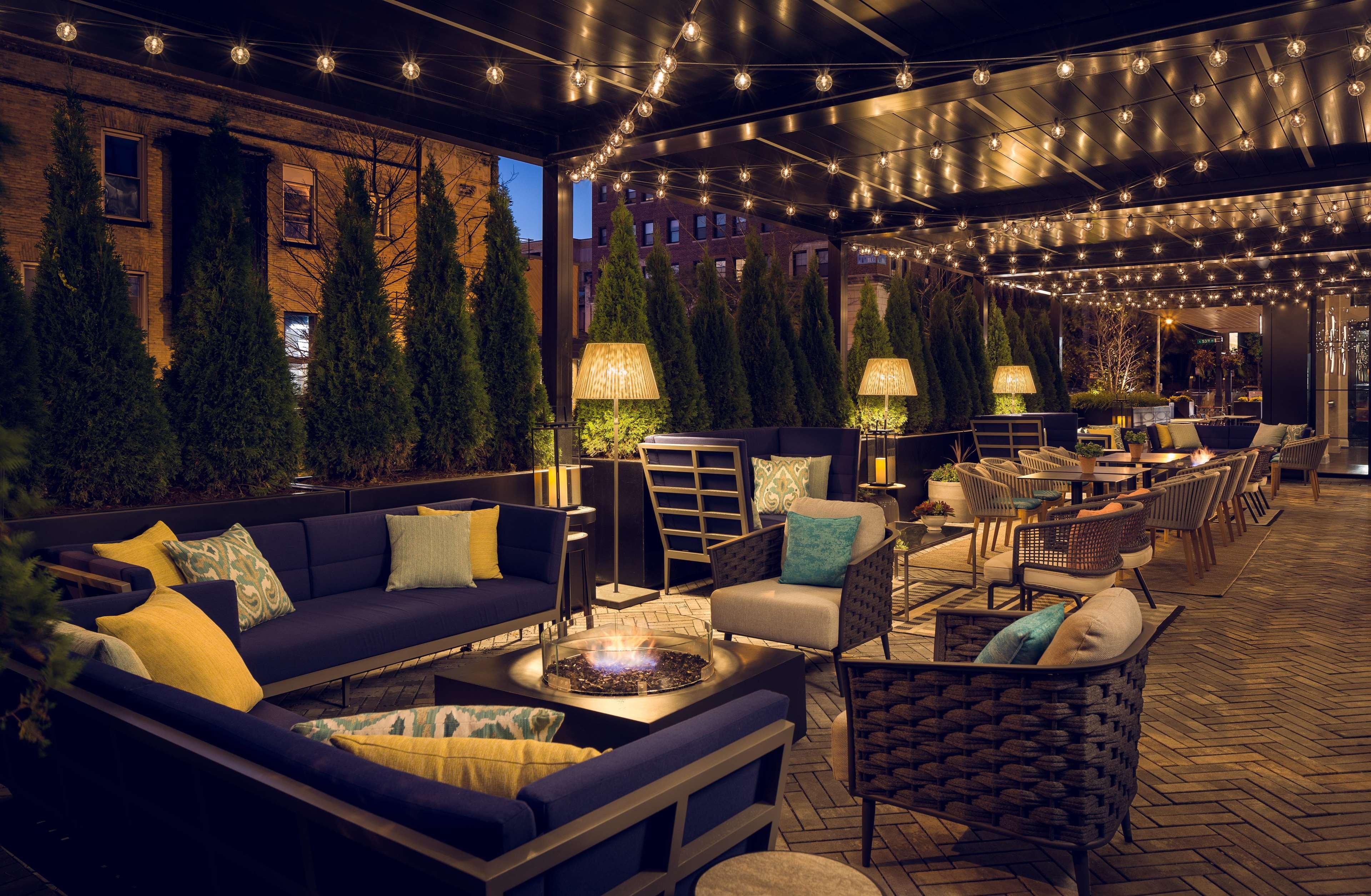 Sophy Hyde Park Hotel Chicago Bagian luar foto