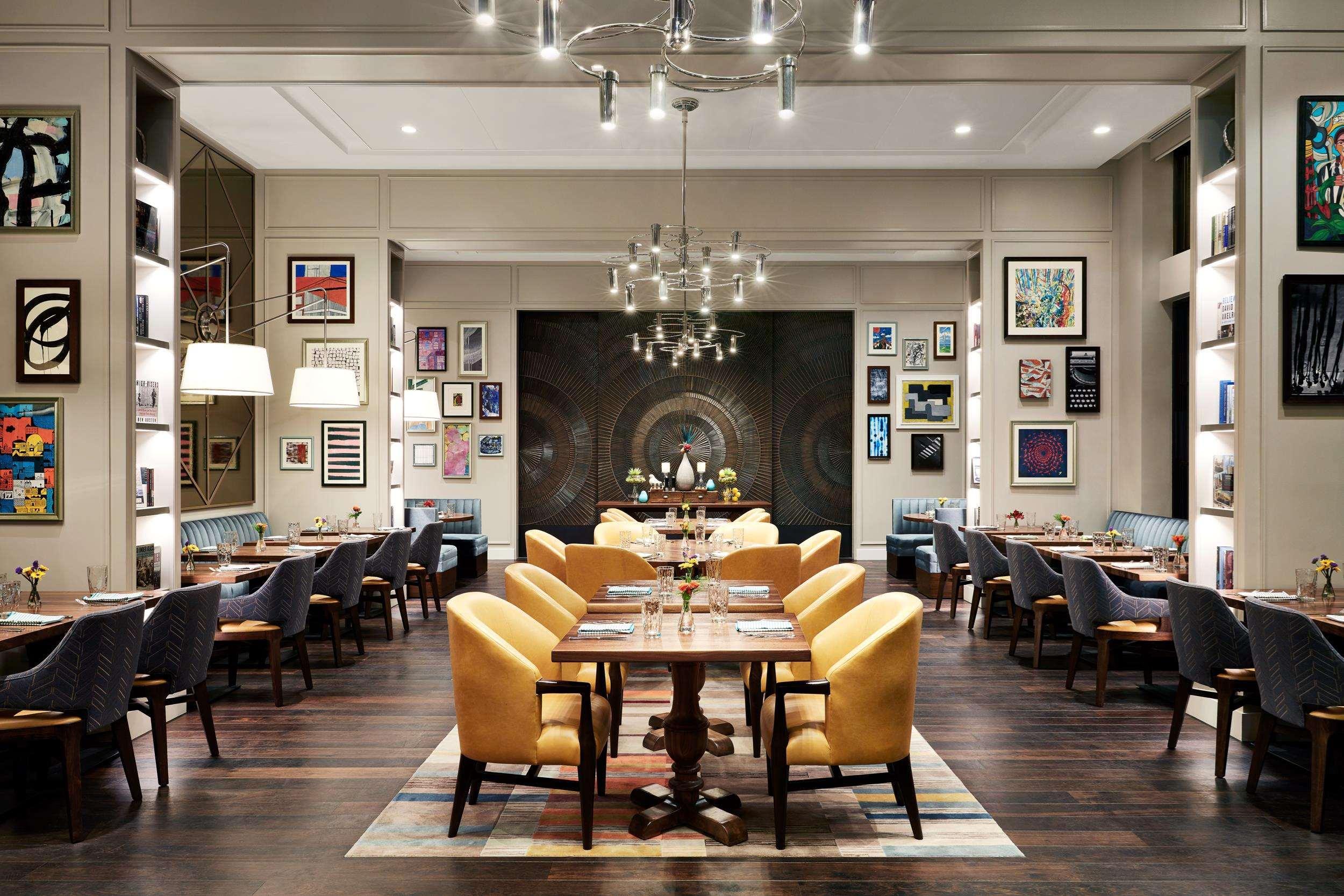 Sophy Hyde Park Hotel Chicago Bagian luar foto