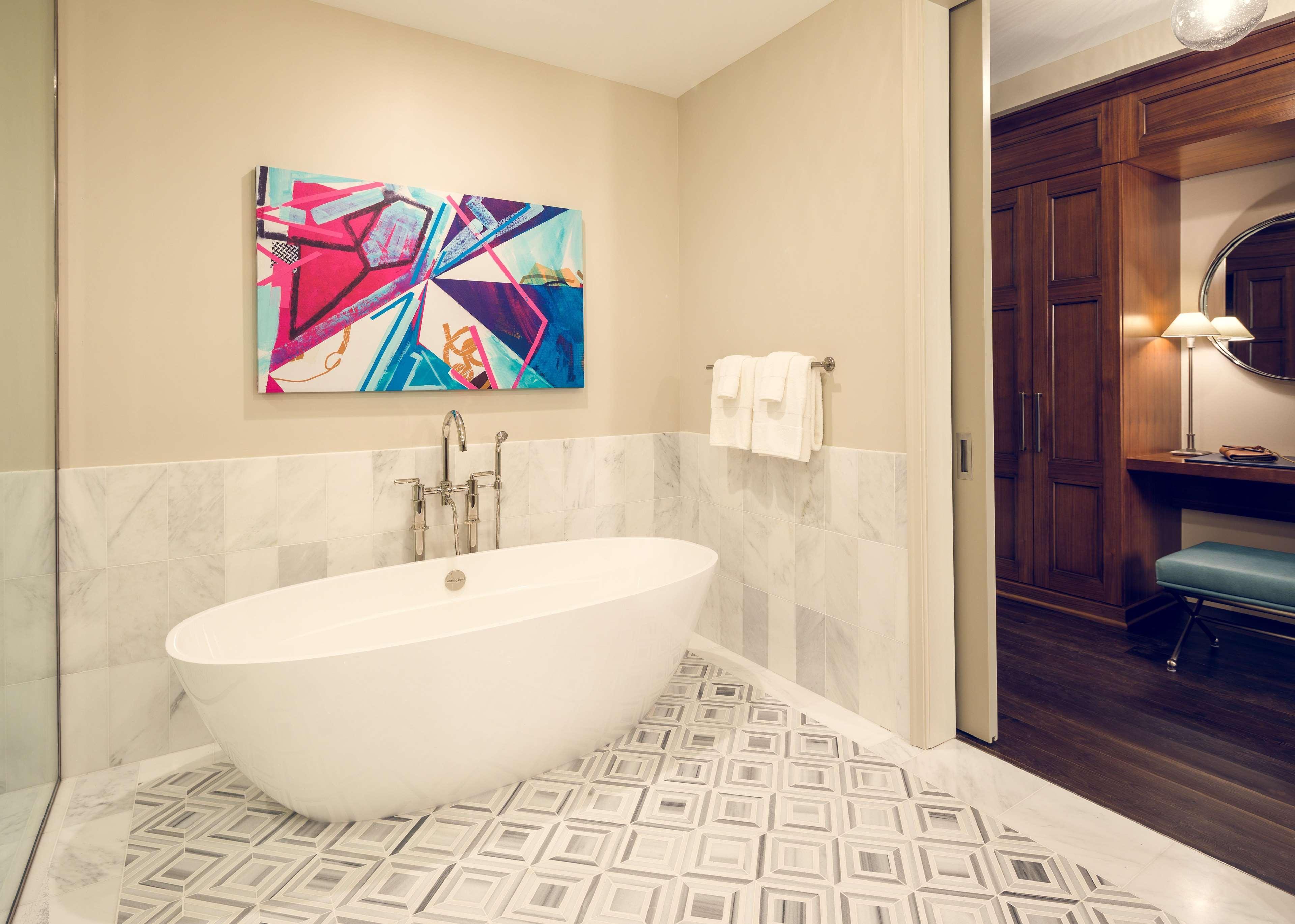 Sophy Hyde Park Hotel Chicago Bagian luar foto