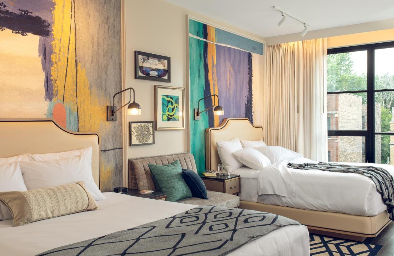 Sophy Hyde Park Hotel Chicago Bagian luar foto