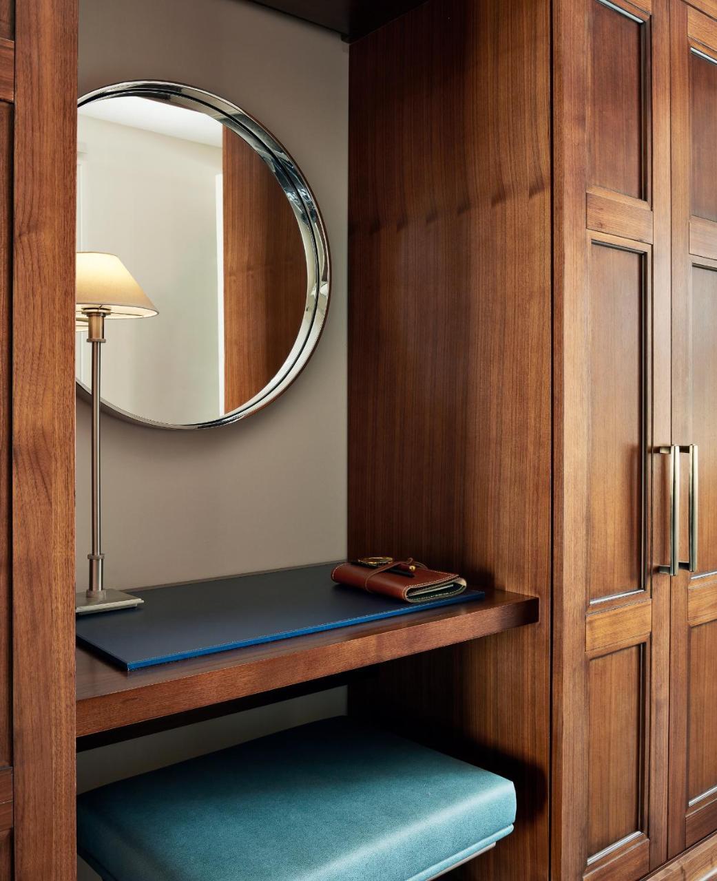 Sophy Hyde Park Hotel Chicago Bagian luar foto